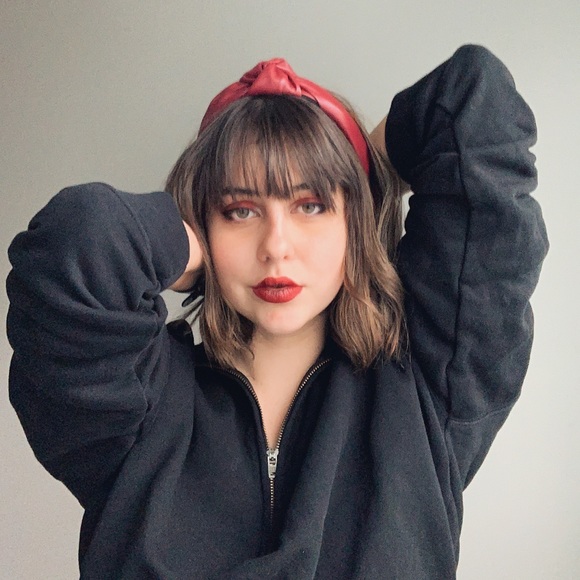 Meet your Posher, Sara - Picture 2 of 8